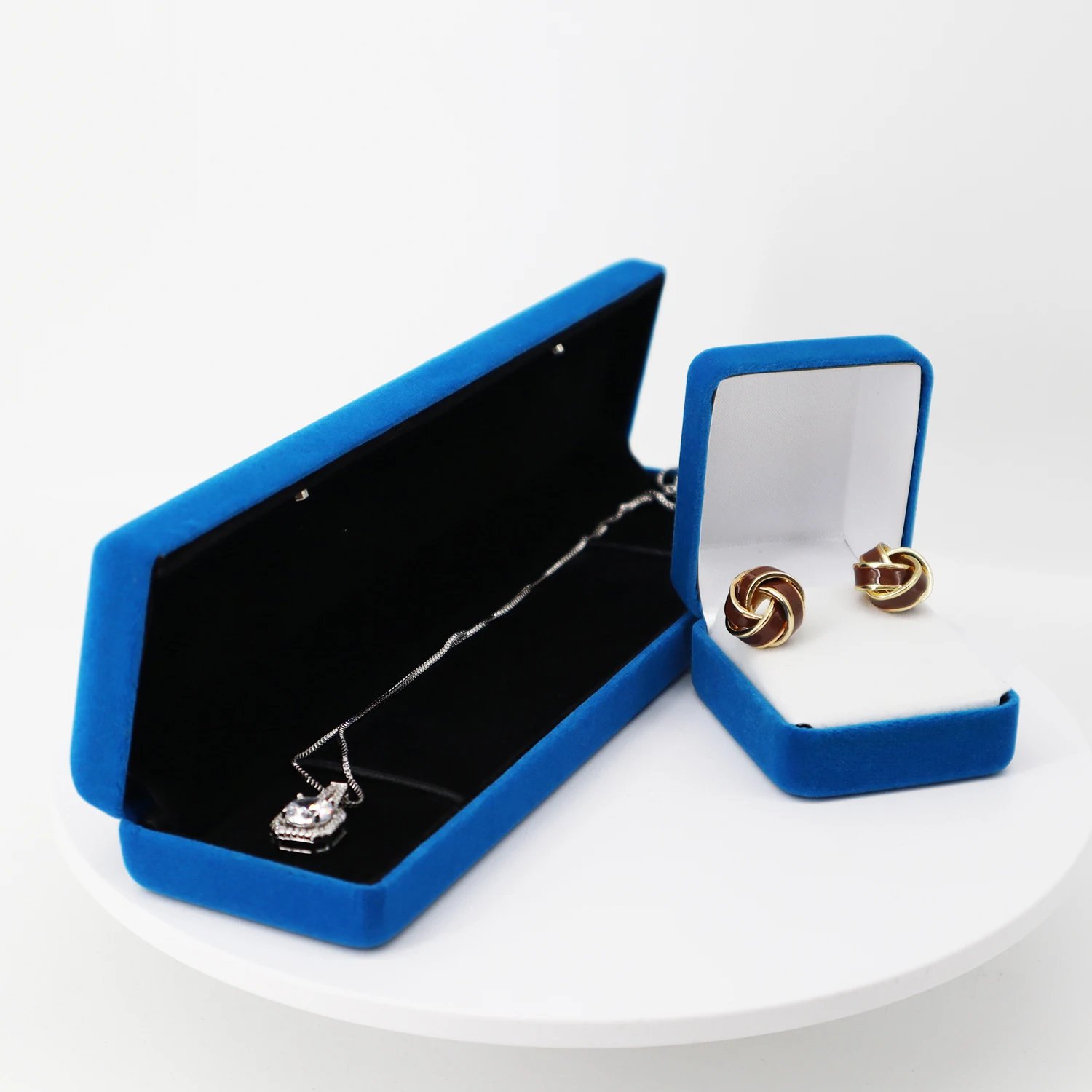 img_alibaba_1749457509_1.jpeg 2