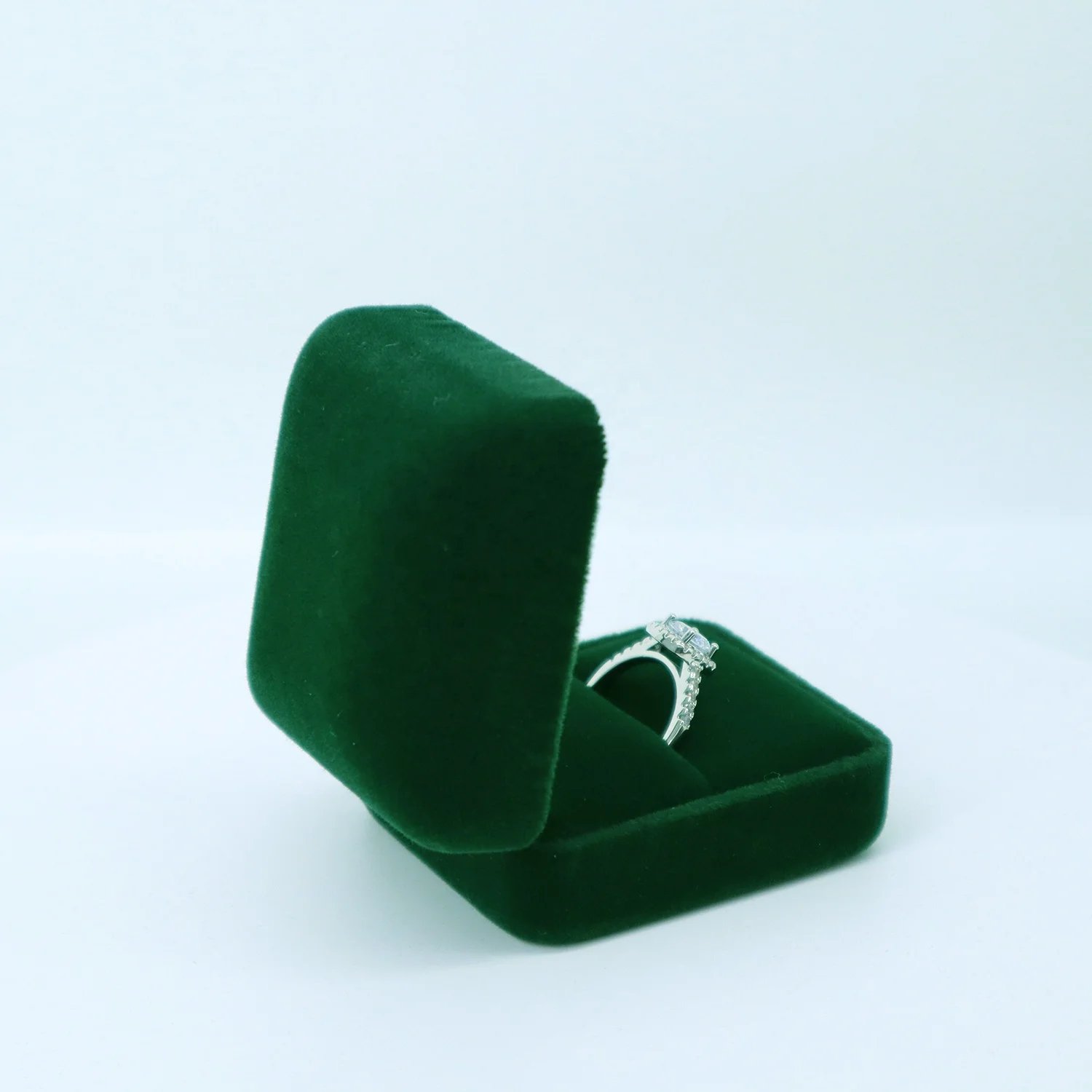 img_alibaba_1749458907_5.jpeg 6