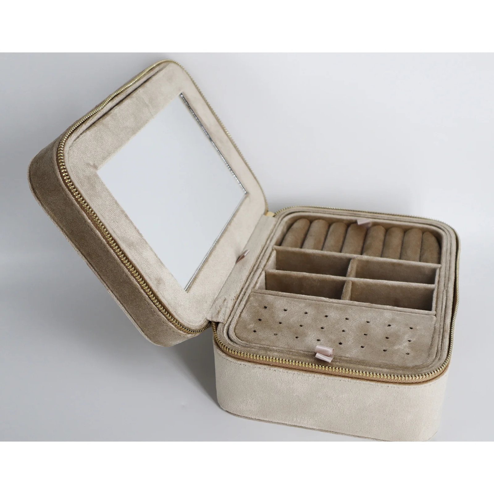 img_alibaba_1749459032_1.jpeg 2