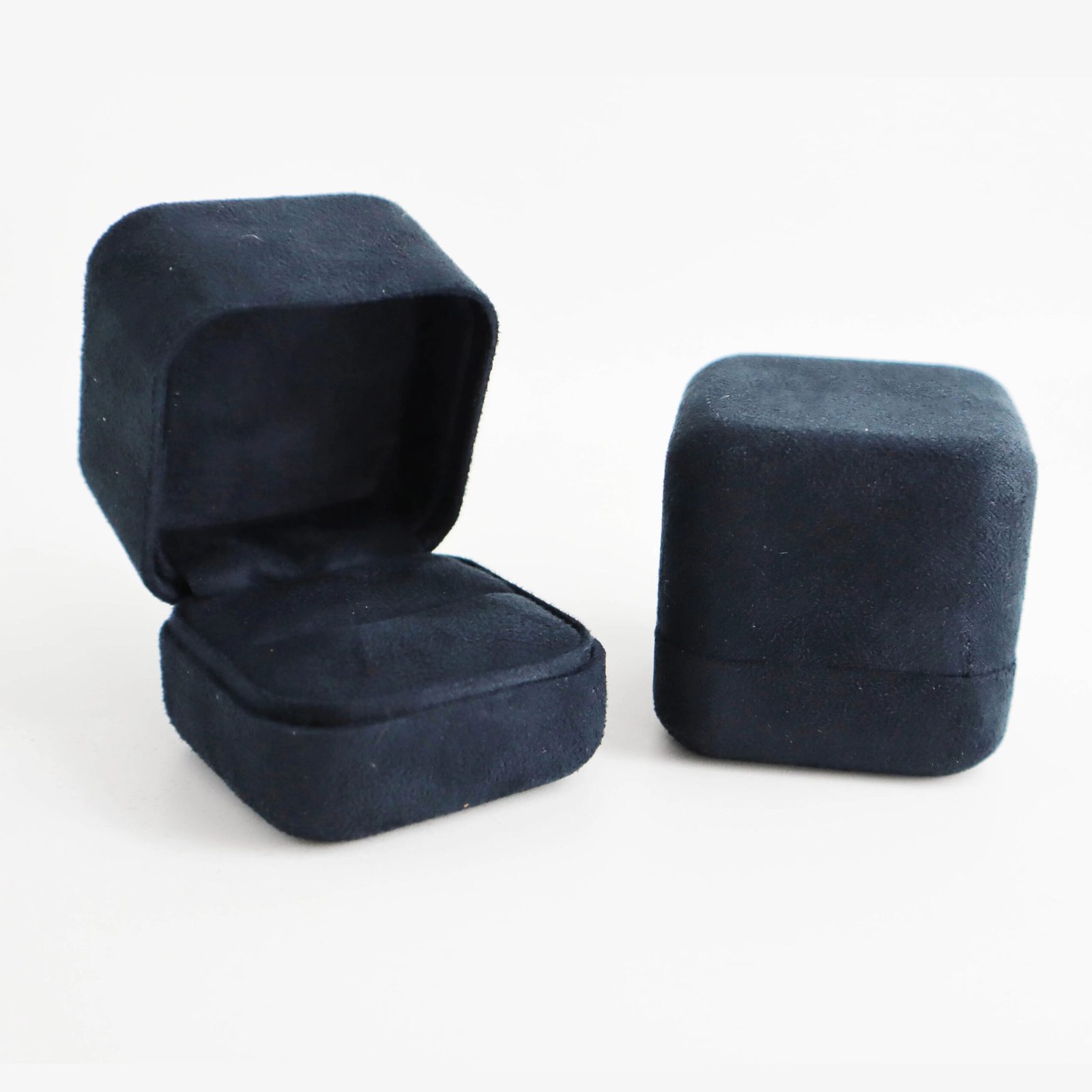 img_alibaba_1749459410_1.jpeg 2